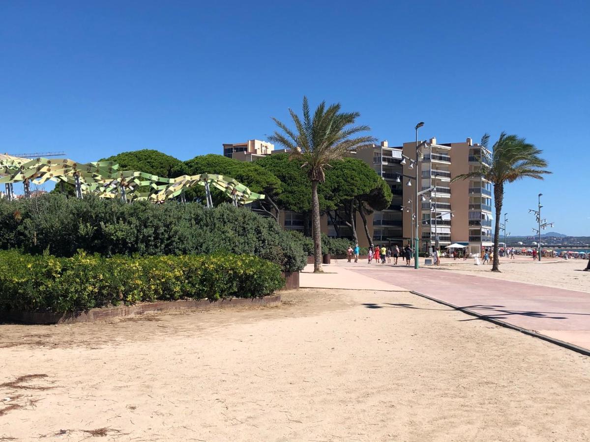 Pineda Beach 1A Linea De Mar & Parking 拉皮内达 外观 照片
