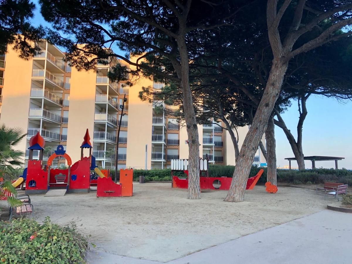 Pineda Beach 1A Linea De Mar & Parking 拉皮内达 外观 照片