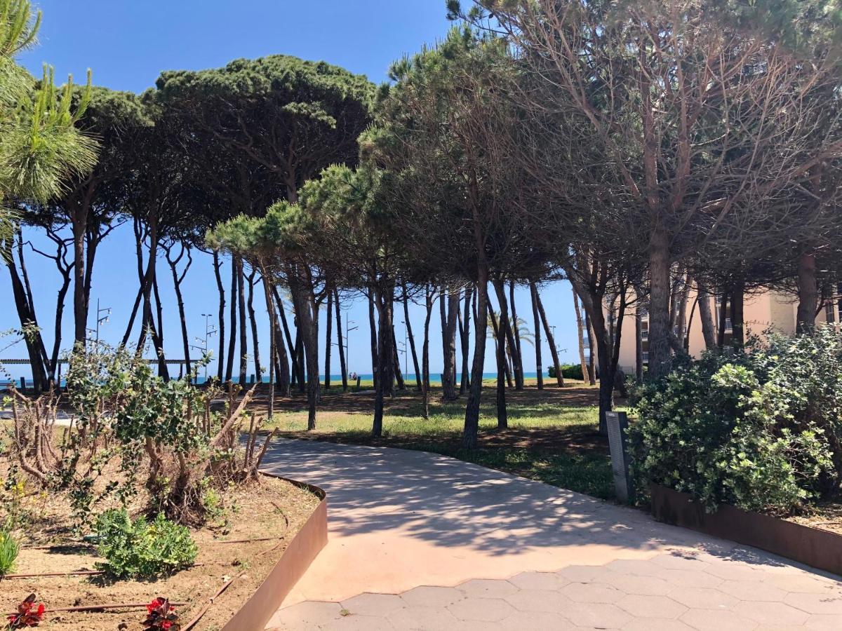 Pineda Beach 1A Linea De Mar & Parking 拉皮内达 外观 照片